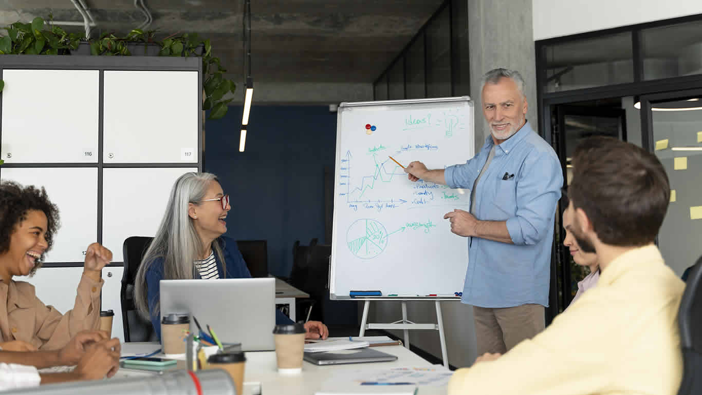 5 Powerful Insights to Improve Sales Performance and Put People First