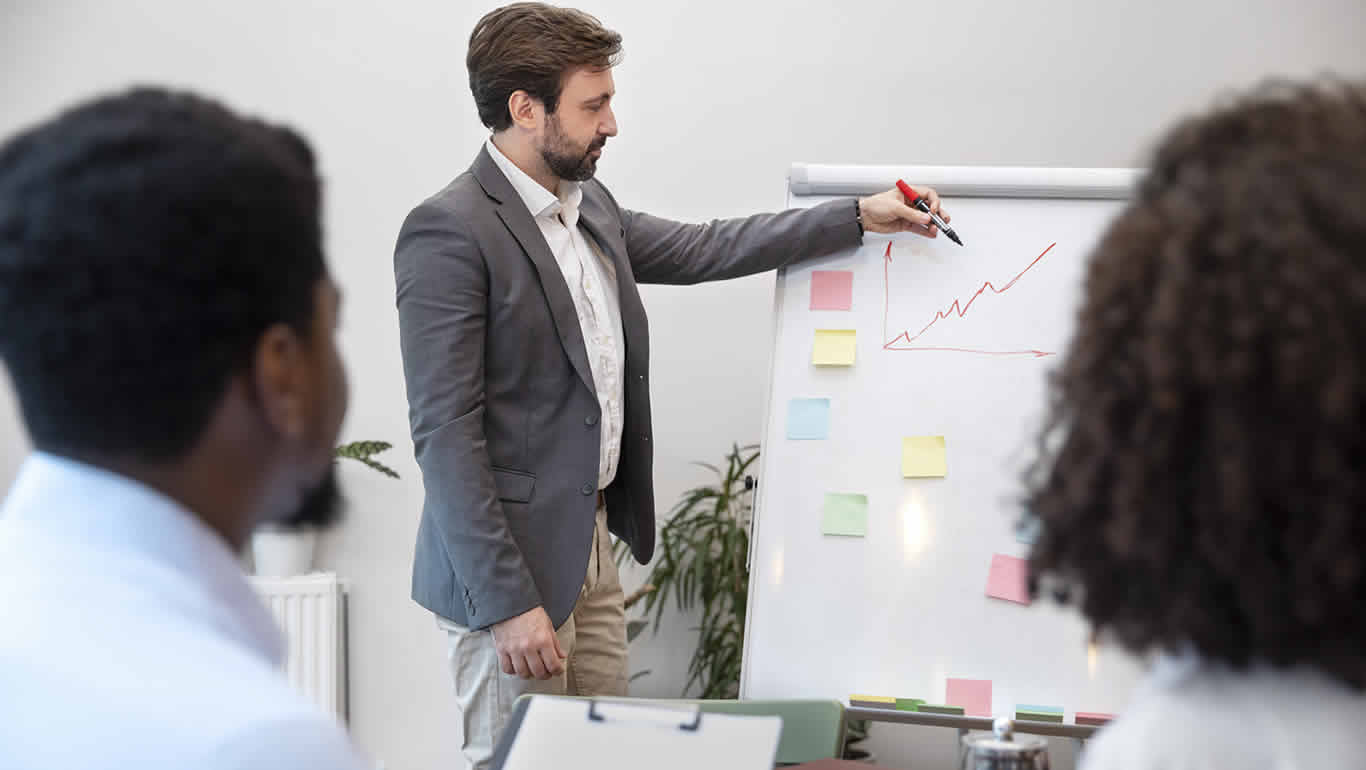 5 Powerful Insights to Improve Sales Performance and Put People First